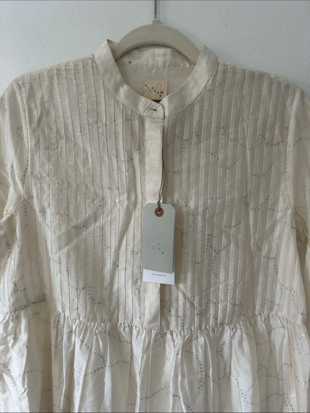 NicoBar Crescent Pintuck Kurta Ivory/Silver Cotton/Silk Size Medium NWT Tunic - Picture 2 of 16
